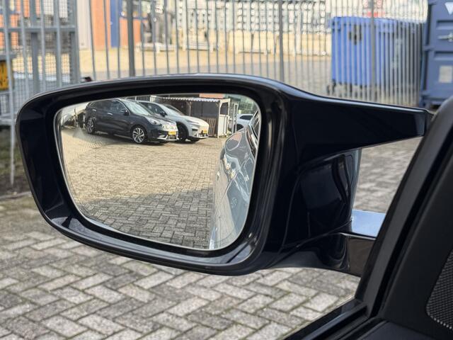 BMW i4 M50 High Executive 84 kWh 19"/SOH 99%/Schuif-kanteldak/Trekhaak/Leder + memory/Stoel + stuurverwarming/Harman Kardon/Dodehoek/Adaptieve cruise/Keyless/360 camera