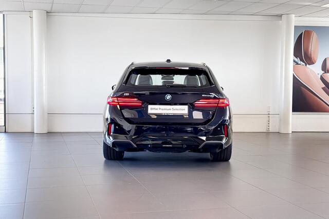 BMW i5 Touring eDrive40 M Sport Edition 84 kWh | Harman Kardon | Stoelventilatie | Headup Display | Comfort Access |