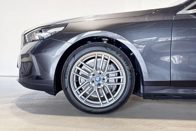 BMW i5 Touring eDrive40 Business Edition - Beschikbaar vanaf: Augustus 2025