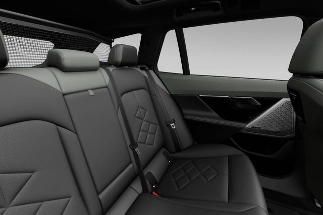 BMW i5 Touring M60 xDrive | M Sport Pro | Innovation Pack | Travel Pack | Comfort Pack