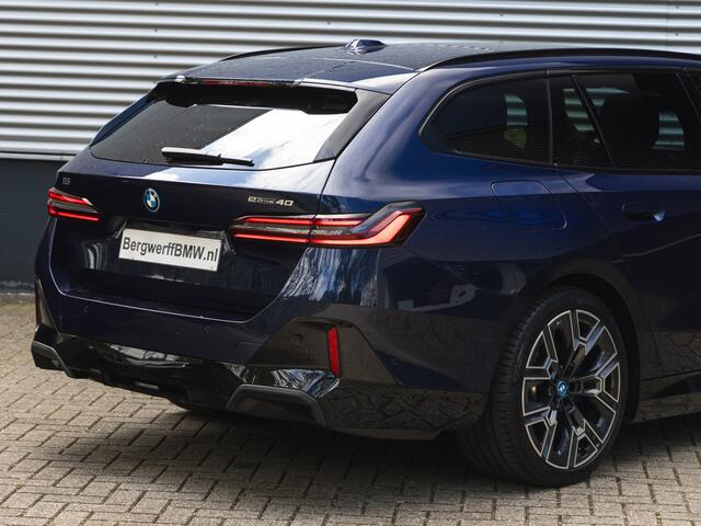 BMW i5 Touring eDrive40 M-Sport Pro - Pano - Onderstel Prof - Stoelventilatie