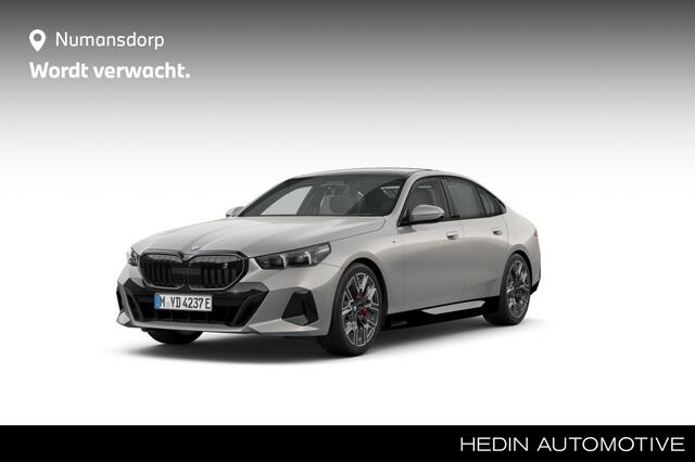 BMW i5 eDrive40 | M-Sport Pro | 20'' | Panorama. | Driv. Plus | Park. Prof. | Comfortstoel. | Head-Up | Stoelvent. | Comf. Acc. | Zonnescherm achter | Adapt. LED | Driv. Ass.