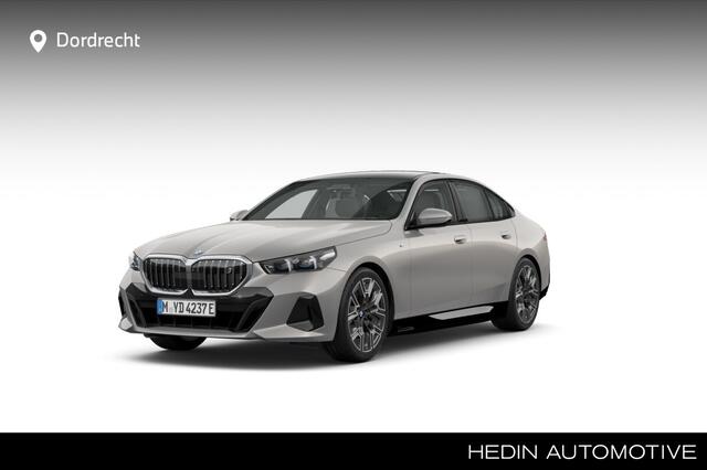 BMW i5 eDrive40 M Sport Edition 84 kWh | 20 Inch | M-Sportpakket | Innovation Pack | Travel Pack | Comfort Pack | Panoramadak