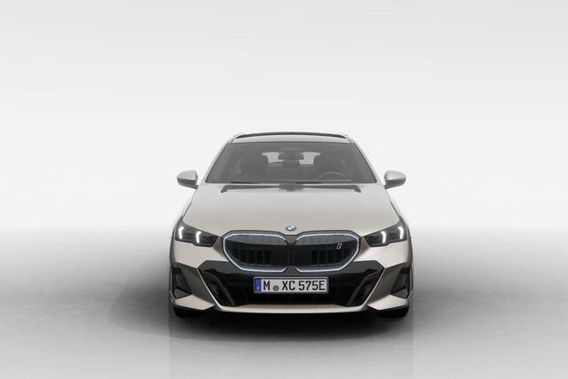 BMW i5 Touring eDrive40 M Sport Edition