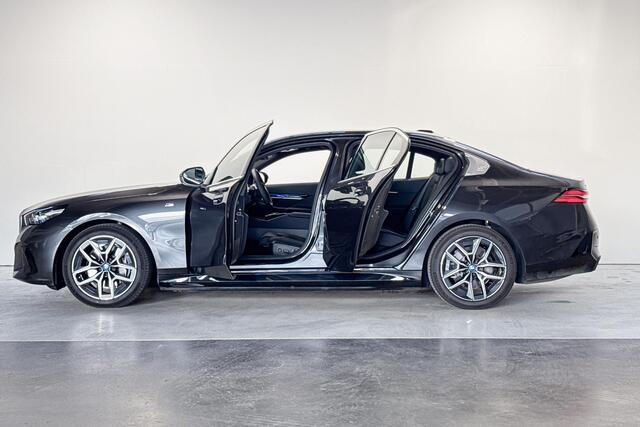BMW i5 Sedan eDrive40 Innovation Pack M Sportpakket