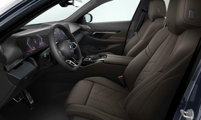 BMW i5 Touring eDrive40 M-Sport Pro - Onderstel Prof - Bowers & Wilkins - Trekhaak - Pano