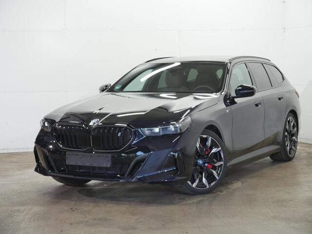 BMW i5 Touring eDrive40 M-Sport Pro - Onderstel Prof - Bowers & Wilkins - Trekhaak - Pano