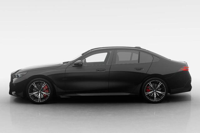 BMW i5 Sedan eDrive40 M Sport Edition | M Sport Pro | Innovation Pack | Travel Pack | Comfort Pack | Trekhaak