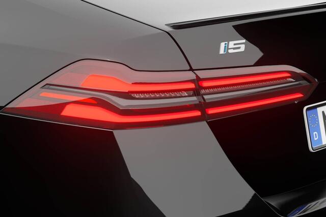BMW i5 Sedan eDrive40 M Sport Edition | M Sport Pro | Innovation Pack | Travel Pack | Comfort Pack