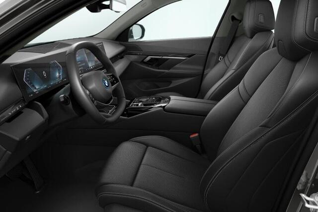 BMW i5 Sedan eDrive40 Business Edition - Verwacht: September 2025