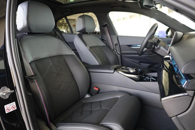 BMW i5 M60 xDrive | M Sportpakket Pro | Innovation Pack | Travel Pack | Comfort Pack