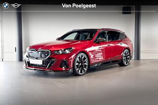 bmw-i5-touring-m60-xdrive-84-kwh--