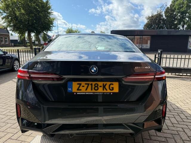 BMW i5 eDrive40 84 kWh M-Sport edition - M Sportpakket - Driving Ass Pl