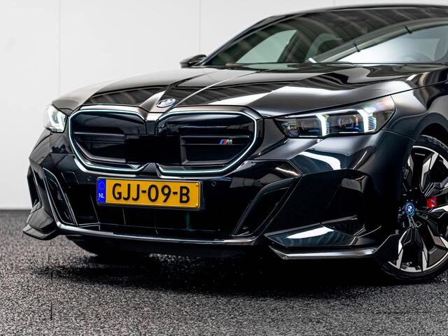 BMW i5 M60 xDrive M-Performance Carbon parts | BTW | 1e eigenaar | 600PK