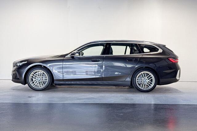 BMW i5 Touring eDrive40 Business Edition