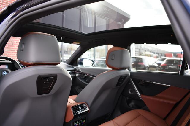 BMW i5 Touring eDrive40 M-Sport Pano Adp-demping B&W Comfzetel+Vent 20inch