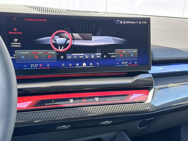 BMW i5 Touring eDrive40 M Sport Edition M-Sport Pro / Glazen dak / Bowers and Wilkins Audio / Terkhaak / Driving Assistant Plus / 20 inch