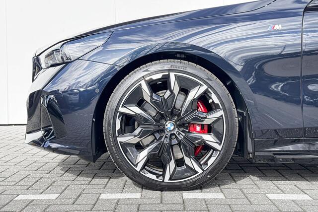 BMW i5 Sedan M60 xDrive | 84 kWh | M Sport | Trekhaak