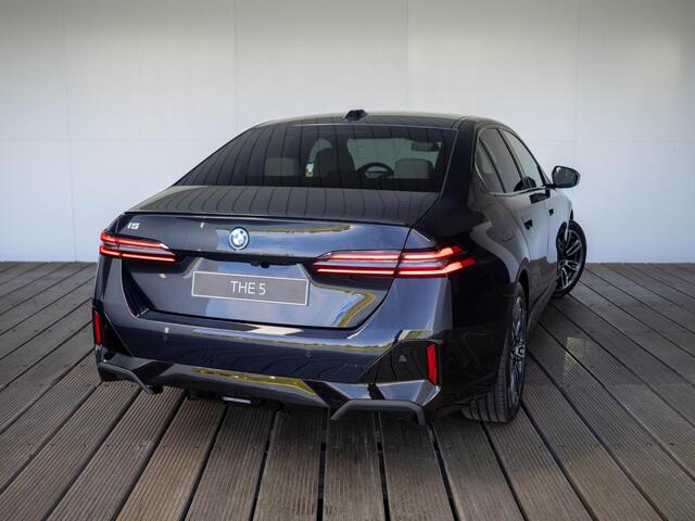 BMW i5 Sedan eDrive40 | M Sportpakket Pro | Innovation Pack | Trekhaak