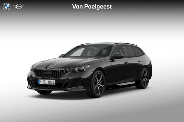 BMW i5 Touring eDrive40 M Sport Edition 84 kWh | M Sportpakket Pro | Innovation Pack | Comfort Pack | Trekhaak