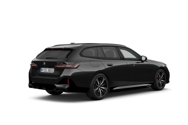 BMW i5 Touring eDrive40 M Sport Edition 84 kWh | M Sportpakket Pro | Innovation Pack | Comfort Pack