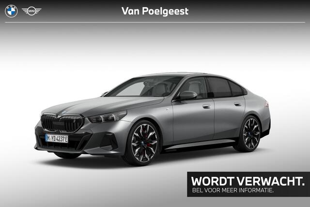 BMW i5 Sedan eDrive40 84 kWh | M-Sport Pro | Bowers & Wilkins | Trekhaak | Panoramadak | Driving Assistant Plus