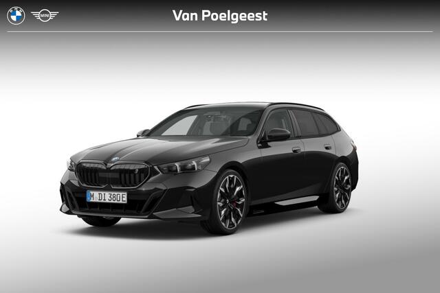 BMW i5 Touring eDrive40 M Sport Edition 84 kWh | M Sportpakket Pro | Travel Pack | Comfort Pack | Trekhaak