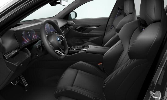 BMW i5 eDrive40 M Sport Edition M Sportpakket Pro | Innovation Pack | Travel Pack | Comfort Pack