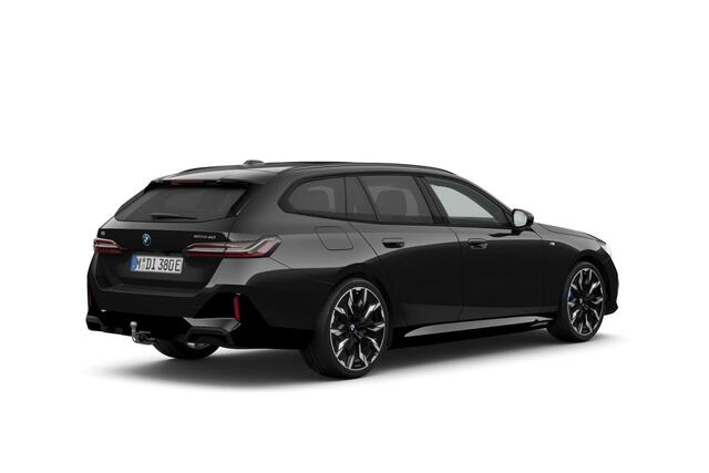 BMW i5 Touring xDrive40 84 kWh