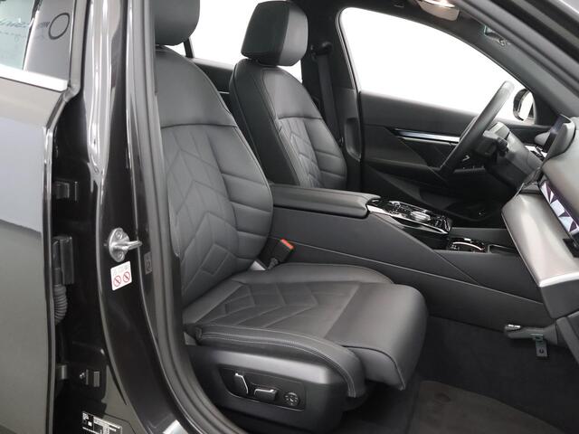 BMW i5 eDrive40 84 kWh | M-Pakket | SOH 97% | Harman/Kardon | Comfortstoelen + Memory | Curved Display | 360 Camera | Apple CarPlay/ Android Auto | Trekhaak |
