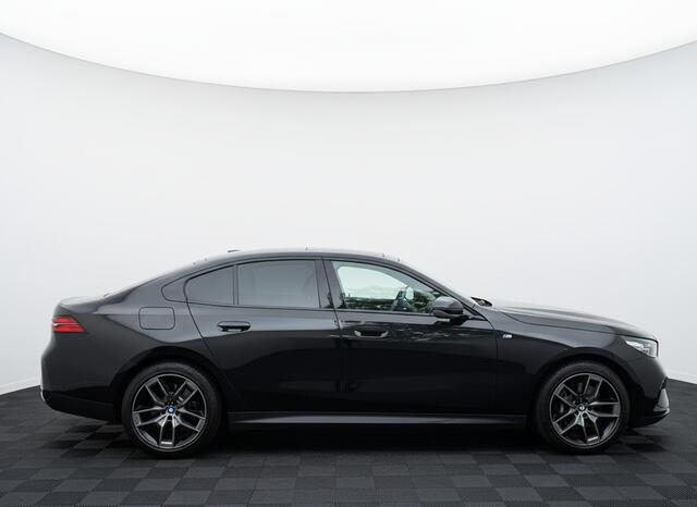 BMW i5 eDrive40 84 kWh, Edition-Sport | Camera | Navi & CarPlay