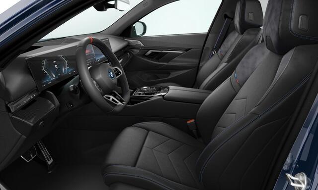 BMW i5 M60 xDrive 84 kWh Panoramadak - Bowers & Wilkins - Driving Assistant Professional - Stoelventilatie - M Adaptief onderstel Professional - Comfort Access - Parking Assistant Professional