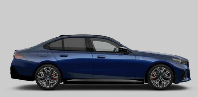 BMW i5 M60 xDrive 84 kWh Panoramadak - Bowers & Wilkins - Driving Assistant Professional - Stoelventilatie - M Adaptief onderstel Professional - Comfort Access - Parking Assistant Professional