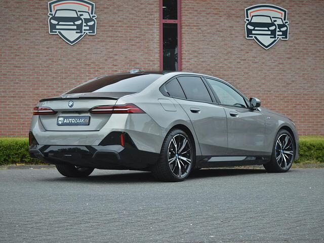 BMW i5 eDrive40 84 kWh M Sport Innovation | Zeer compleet