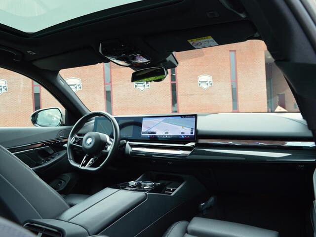 BMW i5 eDrive40 84 kWh M Sport Innovation | Zeer compleet