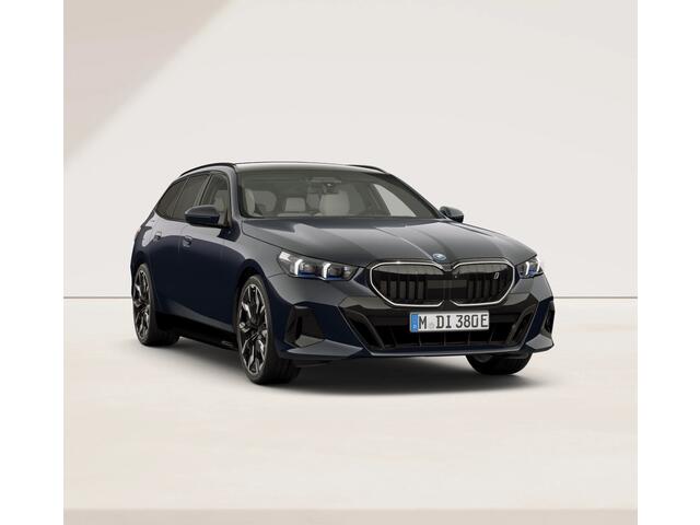 BMW i5 Touring xDrive40 M-Sport Pro - Full-Option - Adaptief M Onderstel Prof