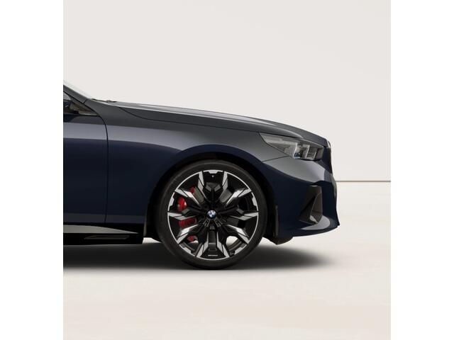 BMW i5 Touring xDrive40 M-Sport Pro - Full-Option - Adaptief M Onderstel Prof