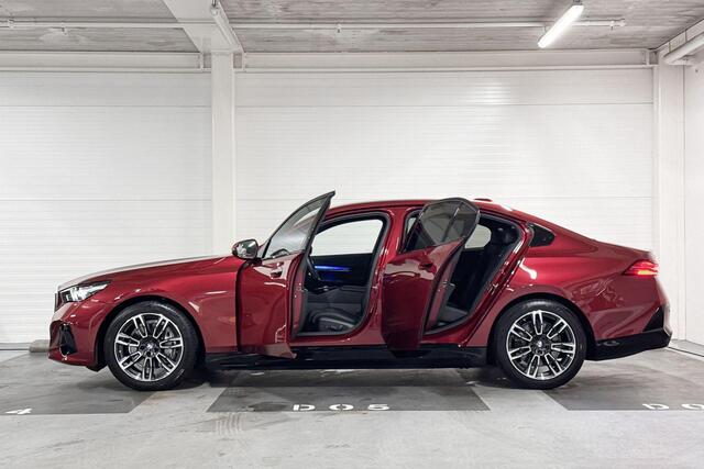 BMW i5 Sedan eDrive40 | M-Sport | Bowers & Wilkins | Trekhaak | Stoelventilatie | Stuurwielverwarming