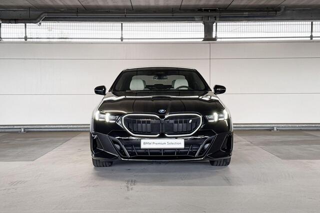 BMW i5 Sedan xDrive40 84 kWh