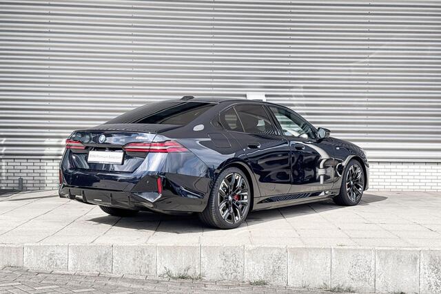BMW i5 M60 xDrive 84 kWh