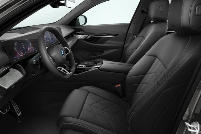 BMW i5 Sedan eDrive40 M Sport Edition 84 kWh | M Sportpakket | Travel Pack | Comfort Pack | ElectricDeals