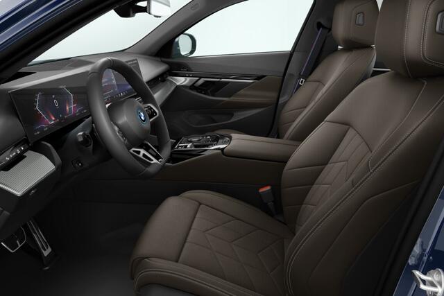 BMW i5 Sedan eDrive40 M Sport Edition 84 kWh | M Sportpakket Pro | Innovation Pack | Travel Pack | Comfort Pack