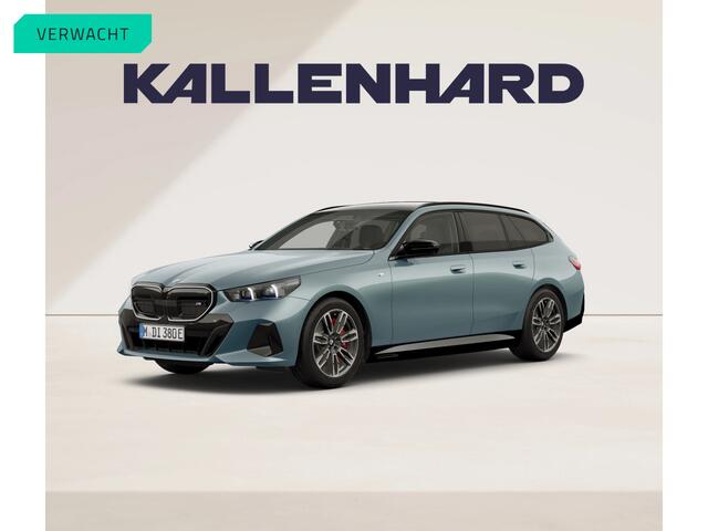 BMW i5 Touring M60 xDrive - Pano - Head-up - Adaptief Onderstel Prof