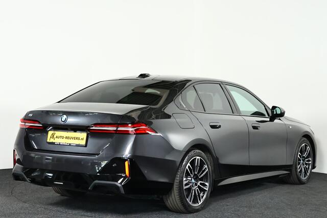 BMW i5 eDrive40 M Sport Edition 84 kWh Navi / ACC / HUD / H&K / Memory / Panorama