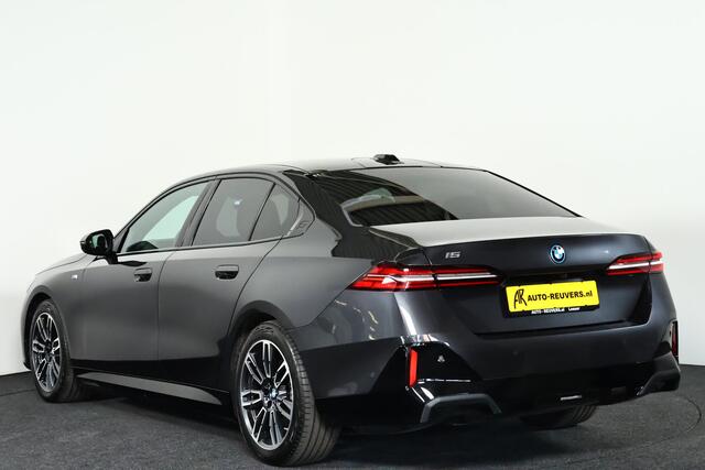 BMW i5 eDrive40 M Sport Edition 84 kWh Navi / ACC / HUD / H&K / Memory / Panorama