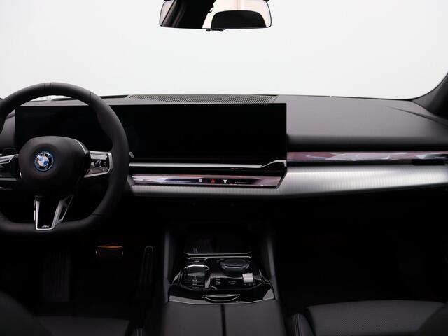 BMW i5 eDrive40 | SoH 100% | M Sport Edition | M Sportpakket Pro | Comfort Pack | Innovation Pack | Panoramadak