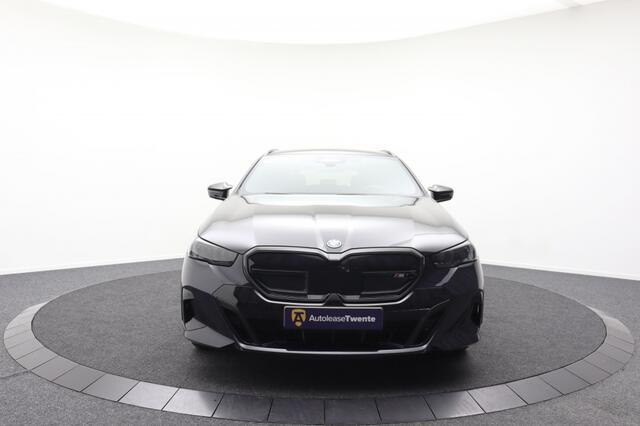 BMW i5 M60 xDrive | M-SPORT PRO | Pano | Bowers & Wilkins | Trekhaak