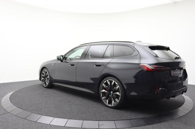 BMW i5 M60 xDrive | M-SPORT PRO | Pano | Bowers & Wilkins | Trekhaak
