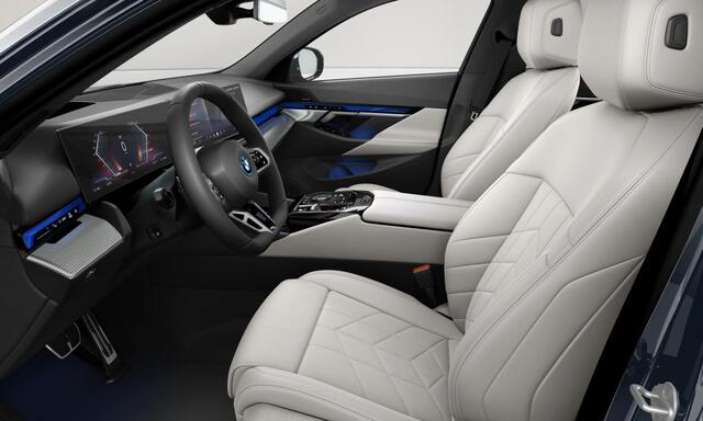 BMW i5 Touring eDrive40 - M-Sport - Comfortzetels - ACC - Head-up - Stuurwiel Verwarming – foto 2