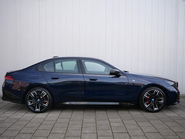 BMW i5 M60 xDrive 84 kWh 601 Pk Automaat M-sport pro / Navi / DAB / Apple Carplay / Camera / SOH 95,8% – foto 9
